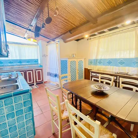 Brorent-villa Lia *